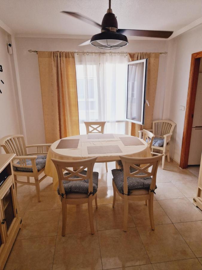 Magnifico Chalet Adosado En Torrevieja, Alicante. المظهر الخارجي الصورة
